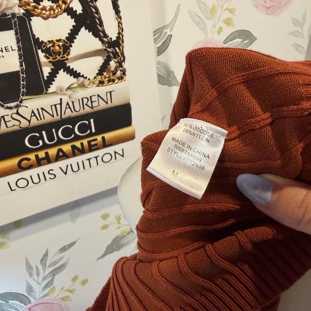 Windsor Rust Ribbed Midi Dress - Picture 4 of 4